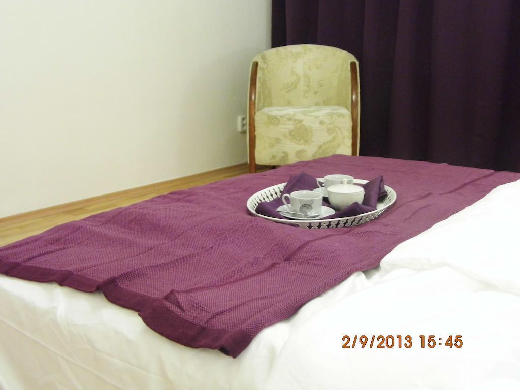 Fukas Apartments Nitra Rom bilde